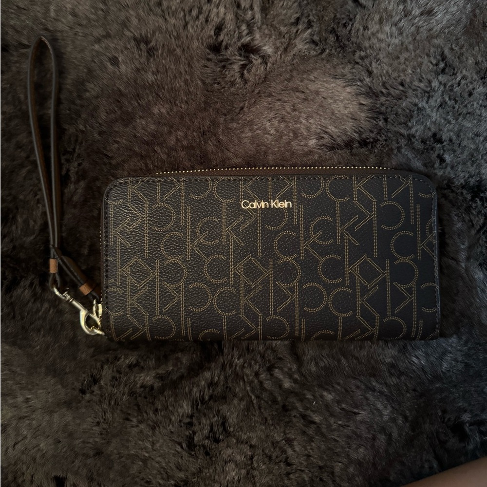 CK Wristlet/wallet purse